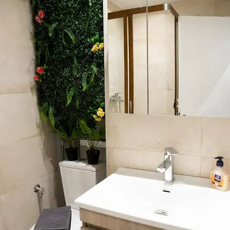 Cozy Modern Studio In * Salonic